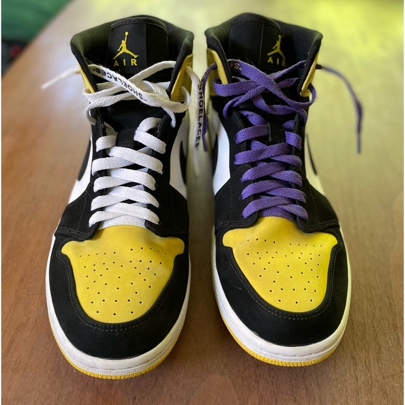 Nike Air Jordan Retro Yellow / Black / White Shoes 🐝 - Picture 6 of 7